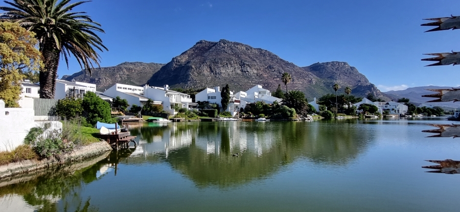 To Let 1 Bedroom Property for Rent in Marina Da Gama Western Cape